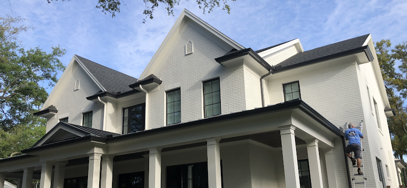 A#1 SEAMLESS Gutter Solutions - Gutter Installation in Tampa