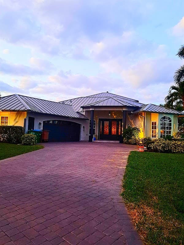 Crigley Roofing - Roof Repair in Cape Coral