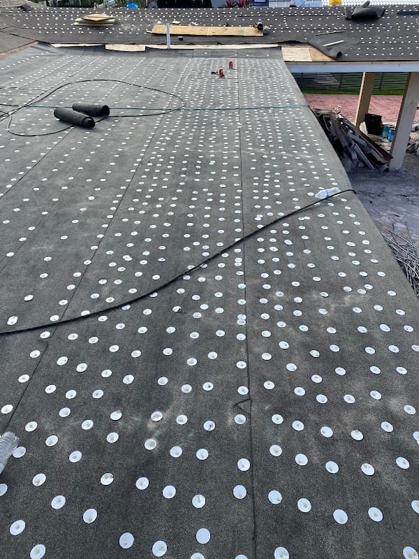 Dependable Roofing Contractors of South Florida - Emergency Repair in Hialeah