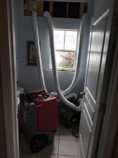 Elements Disaster Recovery - Roof Repair in Jacksonville