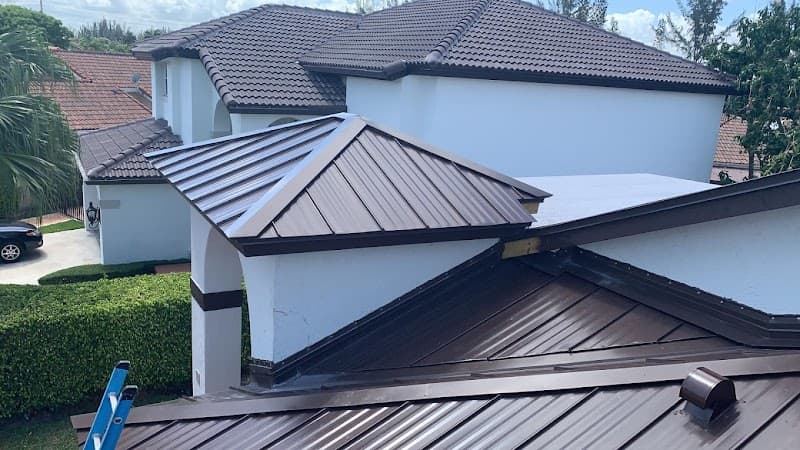 Fresh Look Roofers - Roof Repair in Hallandale Beach
