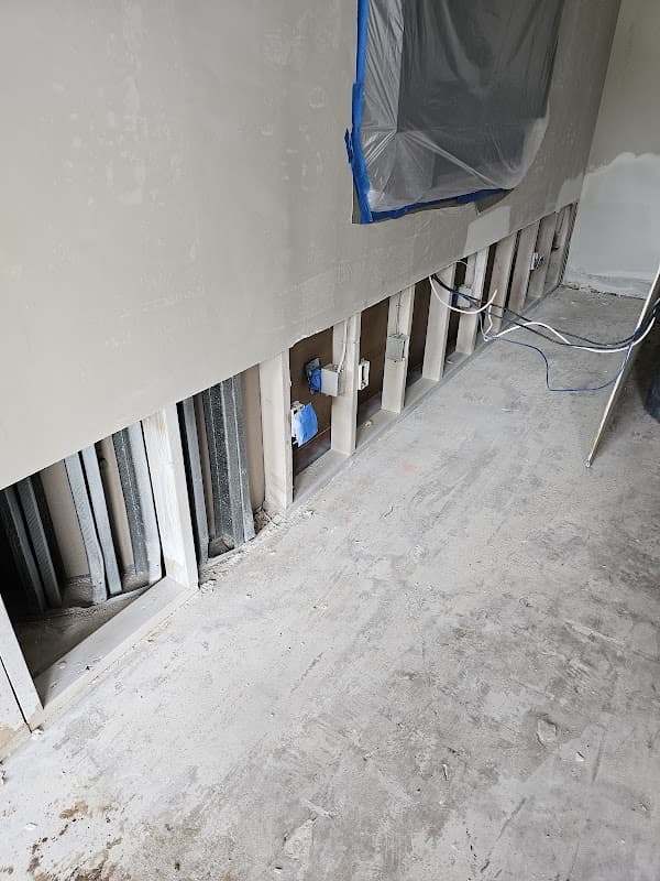 Global RestorationTeam - Roof Repair in West Palm Beach