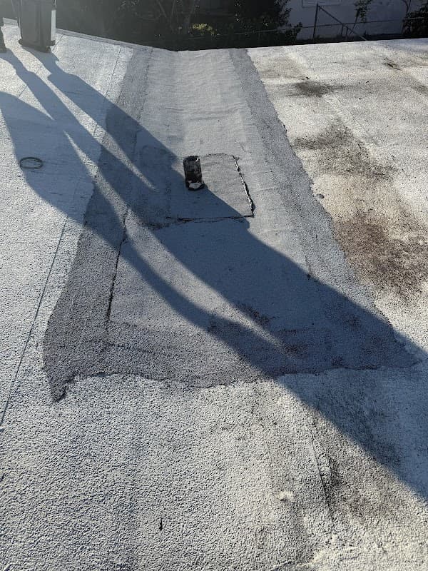 High level handyman - Gutter Installation in Hollywood