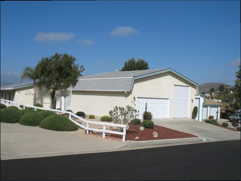 KLINE Roofing services - Roof Repair in Oakland Park