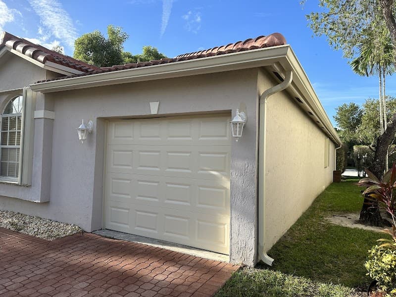 Napoles Rain Gutters - Gutter Installation in Fort Lauderdale