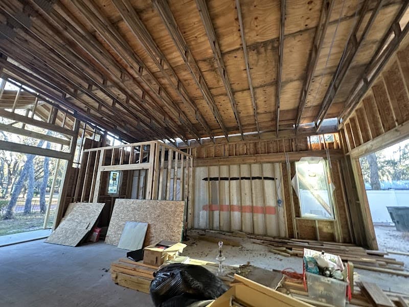 PUDDLES Restoration - Roof Replacement in Ocala