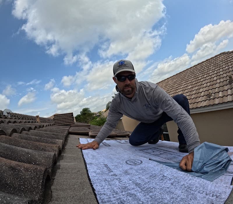 Robertson Roofing - Roof Repair in Fort Myers