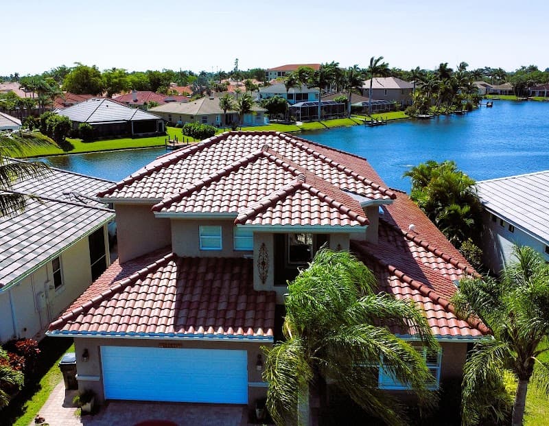 Superior Built Roofing - Roof Repair in Sarasota