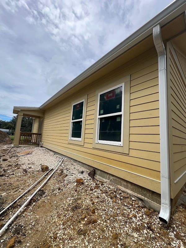 Triang soffit and Gutters - Gutter Installation in Orlando