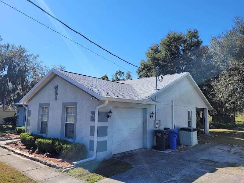 Alvarez Roofing Services - Residential Roofing in Clearwater