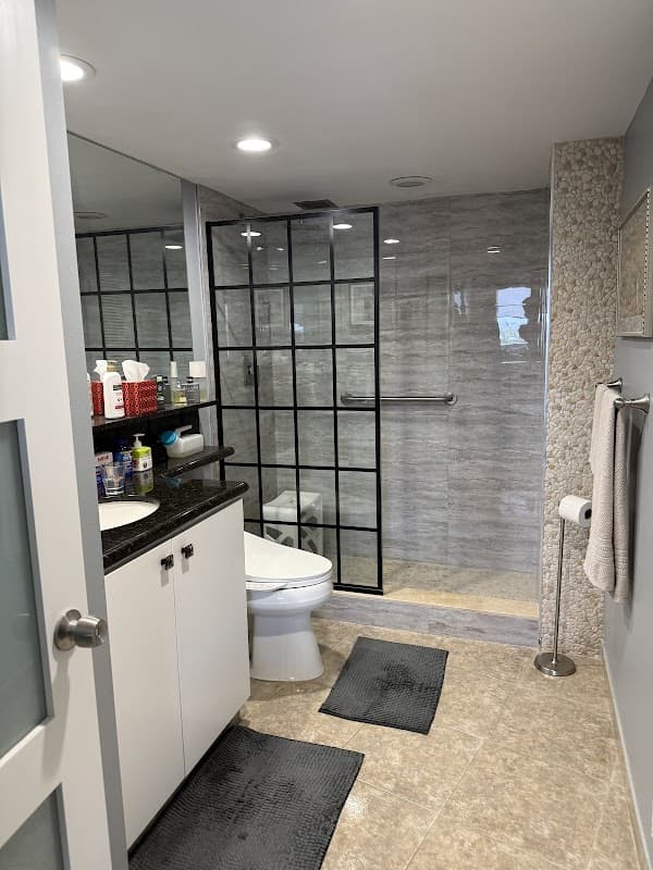 Aventura Water & Fire Damage Restoration - Roof Repair in Miami