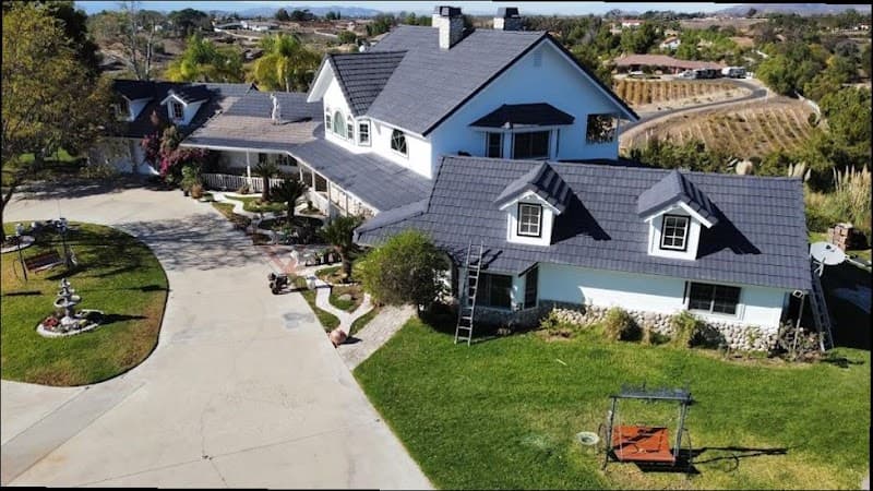 Bayfront Roofing - Roof Repair in Miami