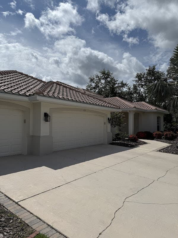 CR Gutters - Gutter Installation in Tampa