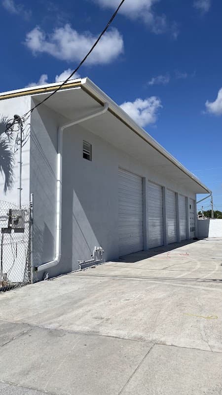 Double AA Gutters Inc - Gutter Installation in Miami