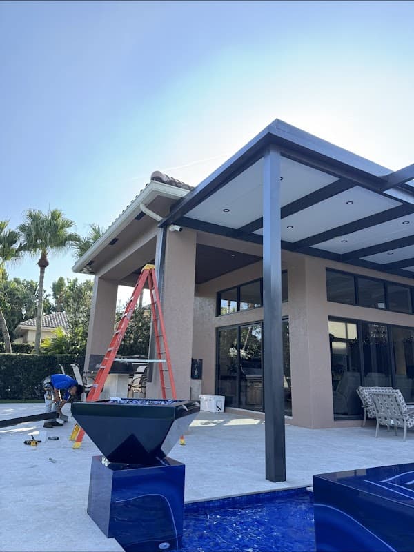 Expert Seamless Gutters - Gutter Installation in West Palm Beach