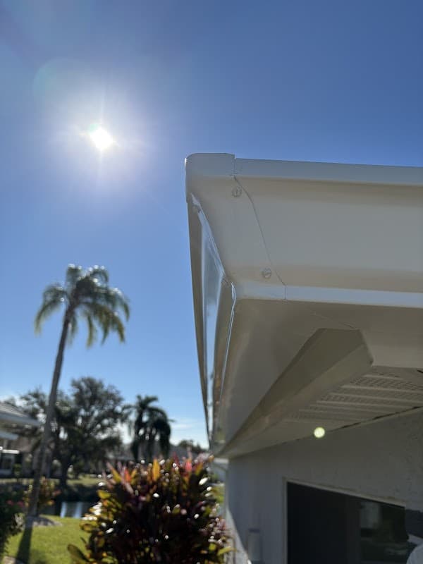 Home Protection Gutters - Gutter Installation in Tampa