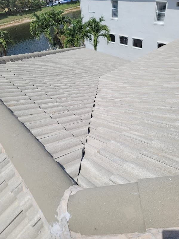 Humphrey Roofing Inc - Residential Roofing in Port St. Lucie