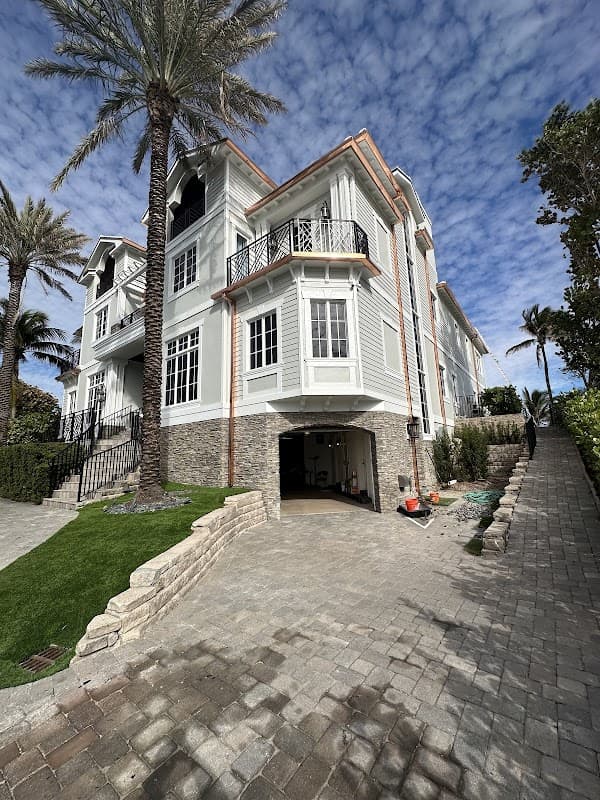 Joya Rain Gutters - Gutter Installation in Hialeah