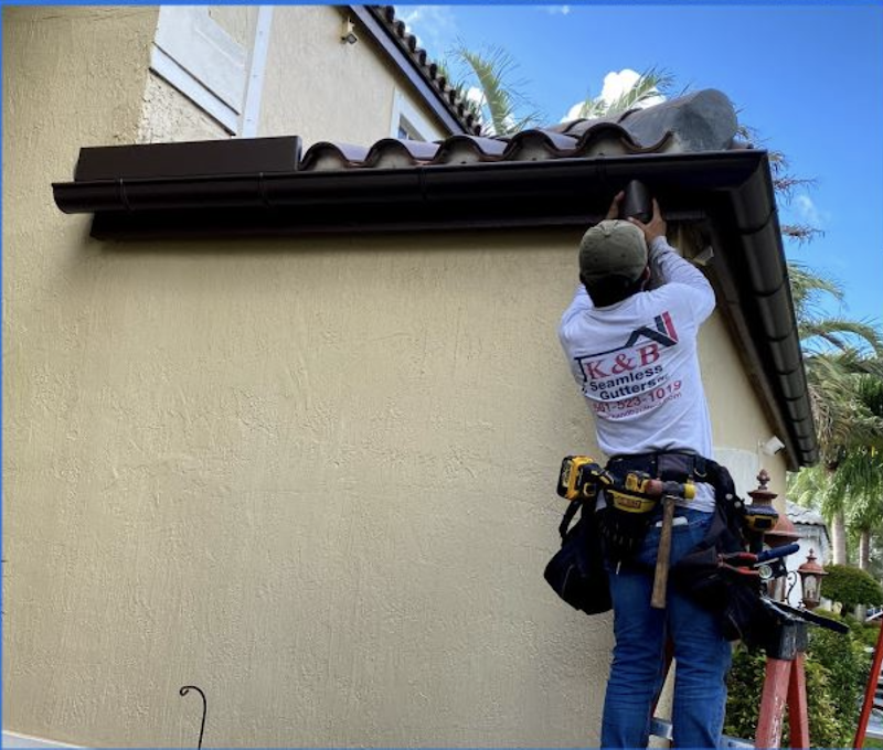 K&B Seamless Gutters - Gutter Installation in Boynton Beach