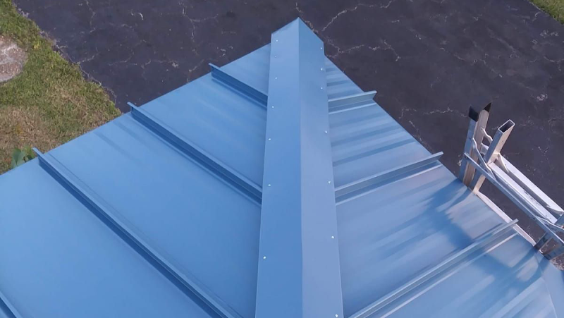 Metal Roof Specialist - Metal Roofing in Greenacres