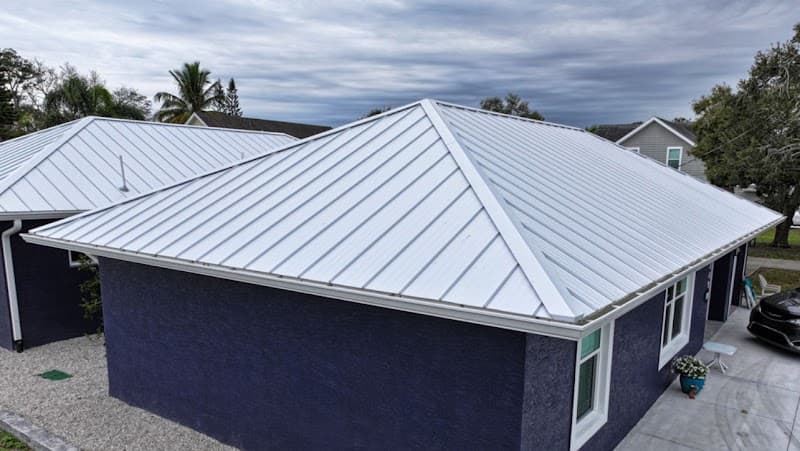 M&L Roofing / Roof Repair / Replacement, Installation / Flat, Metal / Emergency Roofing / Contractors / Orlando / Florida - Metal Roofing in Kissimmee