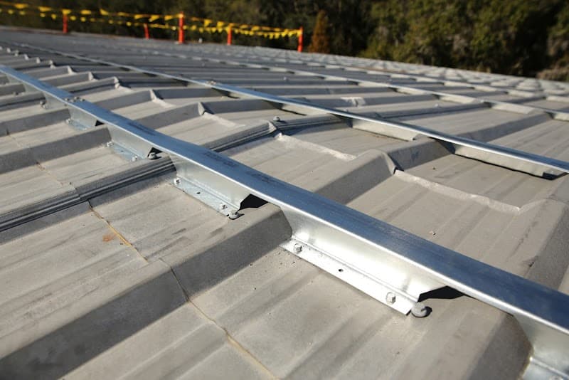 Roof Hugger Inc - Metal Roofing in Lutz