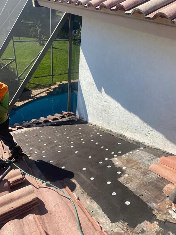 same day roof repair Fort Lauderdale - Roof Repair in Fort Lauderdale