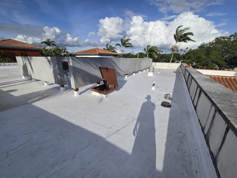 Sunshine Roofing Solutions LLC - Commercial Roofing in Miami