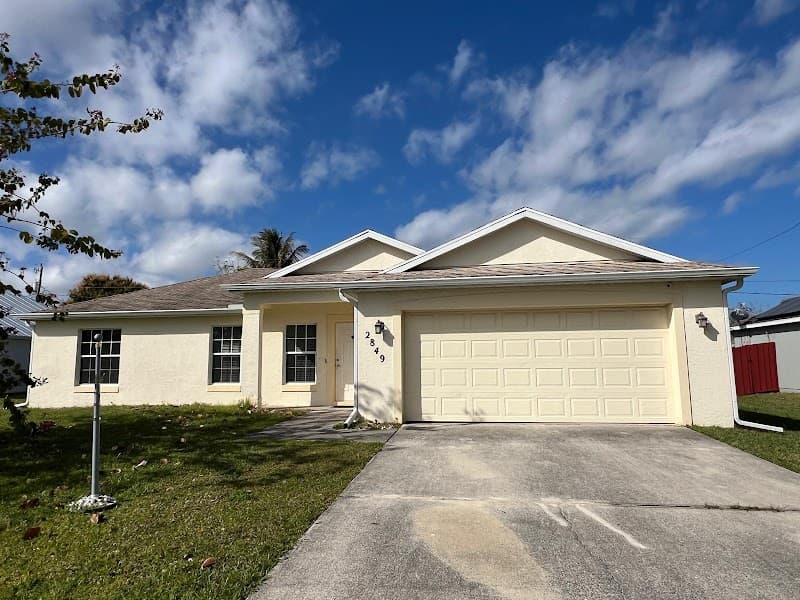 United Seamless Gutters - Gutter Installation in Port St. Lucie